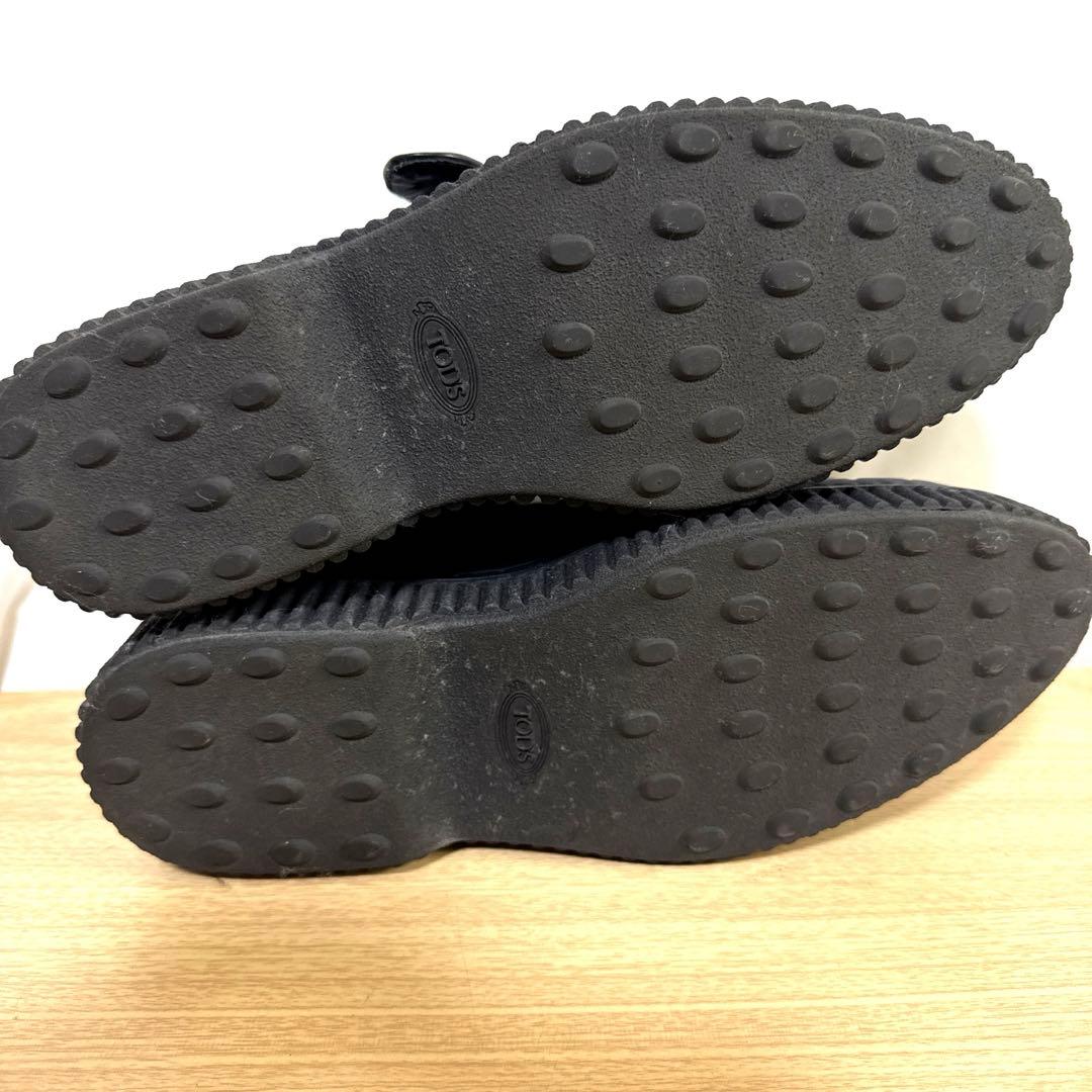 【美品】TOD'Sトッズ　レザーシューズ　ブラックチェーン装飾ローファー厚底