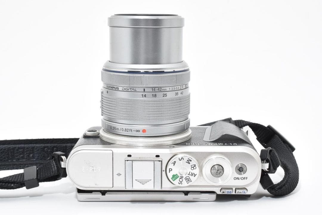 【箱付き】 Olympus オリンパス PEN E-PL9 ミラーレス一眼カメラ