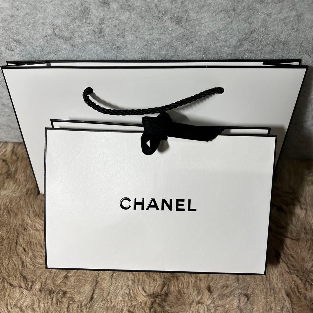 新品　CHANELシャネル レベージュパレットルガール　ウォーム　スカーフ付き
