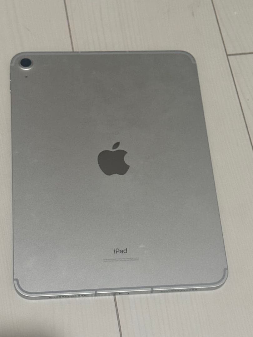 iPad第10世代64GBA2757 動作良好 画面割れあり 初期化済 即使用可
