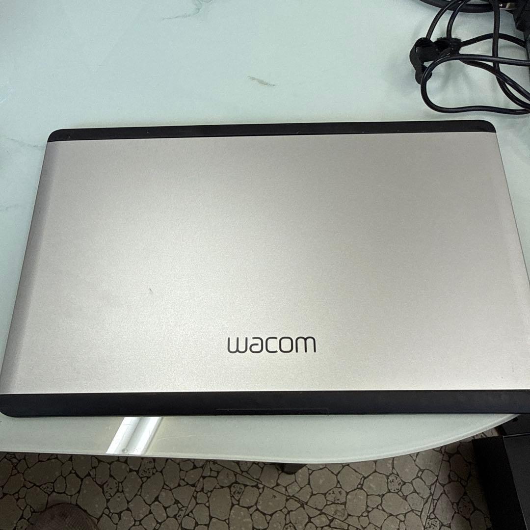 【ジャンク品】Wacom Cintiq 13HD DTK-1301