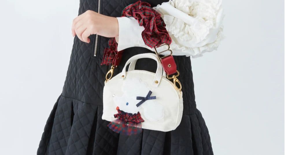 ファミリア×Bibiy 　ミニバッグ赤とハンドストラップセット　新品未使用