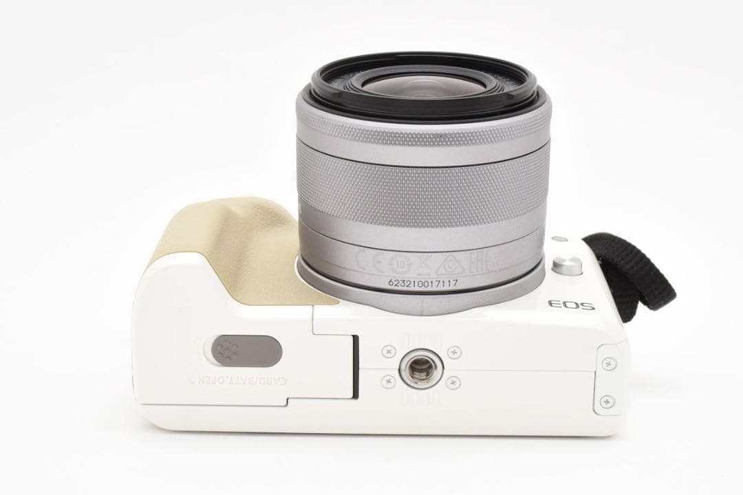良品 Canon EOS kiss M レンズセット AA3719#400