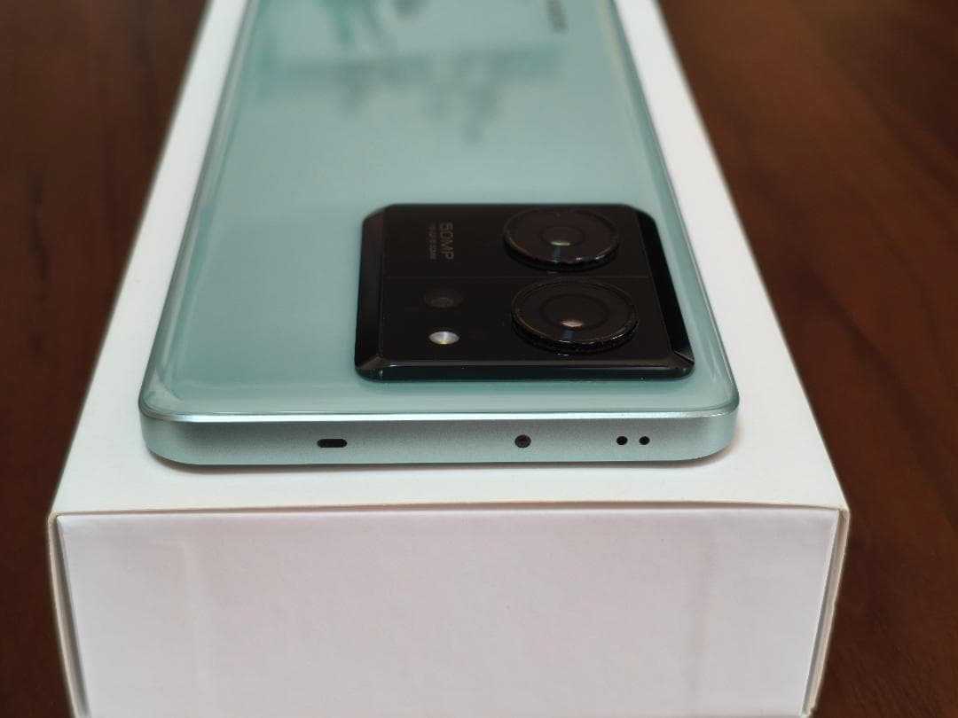 Xiaomi 13T XIG04 （メドウグリーン）