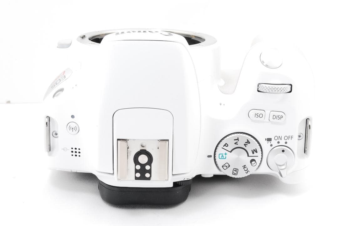 美品 Canon EOS kiss x9 大人気ホワイトカラー！スマホ転送可能♪