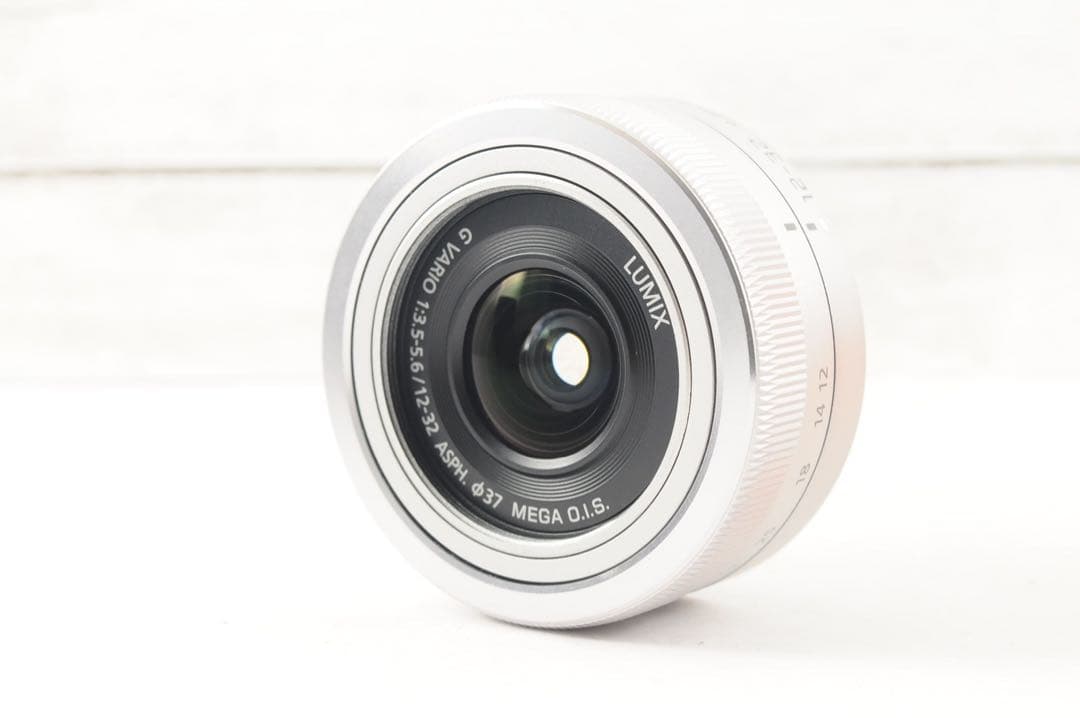 ❤️シャッター数わずか741枚❤️Wi-Fi &自撮り❤️LUMIX GF9