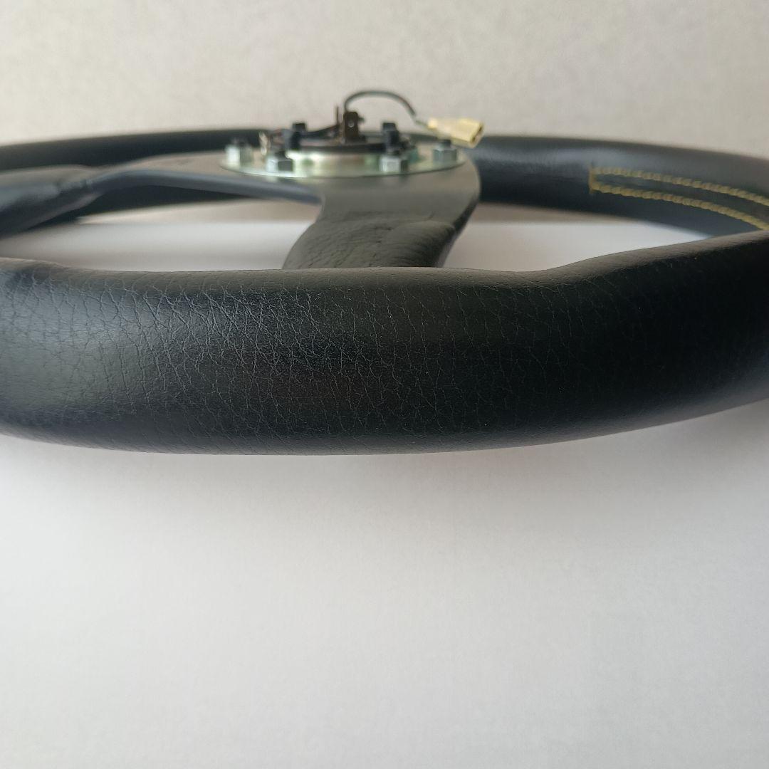 MOMO モモ ヴェローチェ　momo corseホーンボタン