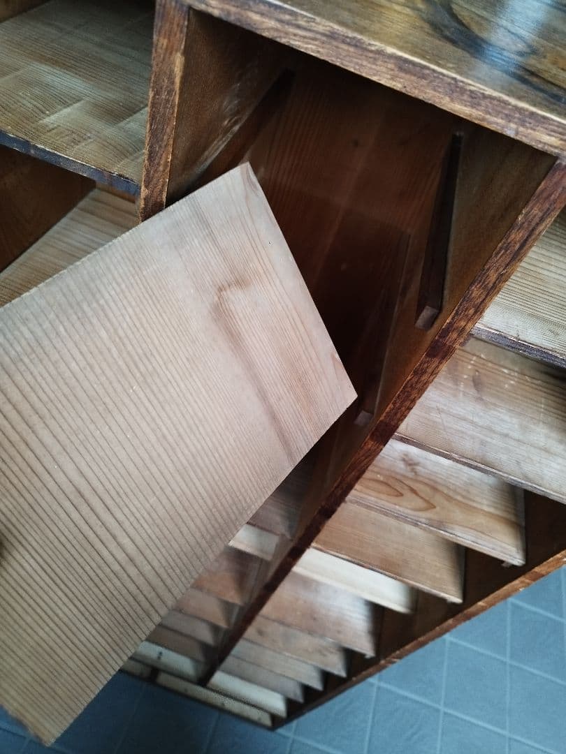 アンティーク　升目　棚　昭和　レトロ