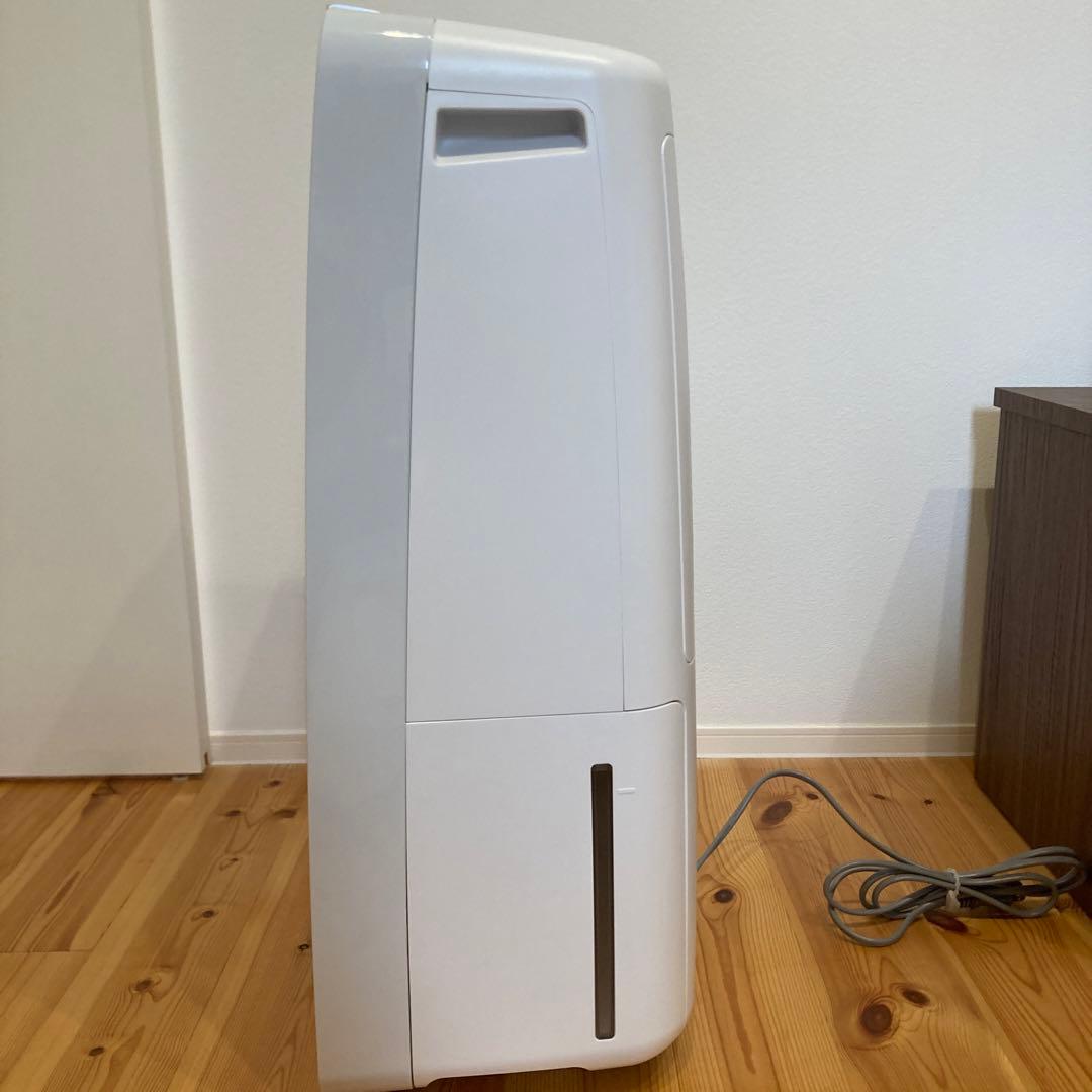 衣類乾燥除湿機　CV-S180 SHARP ホワイト