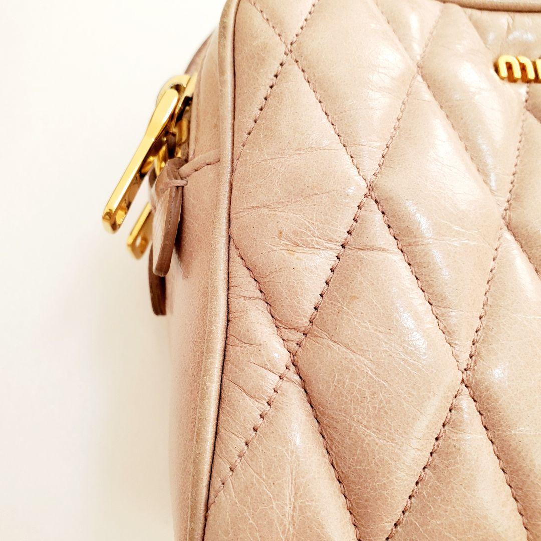 miu miu キルティング レザー ショルダーバッグ ピンク ベージュ
