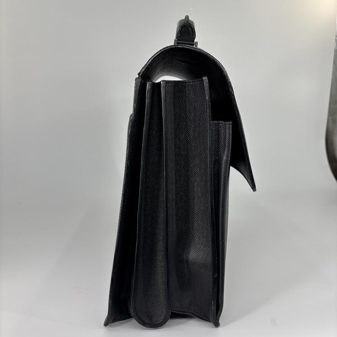 極美品 ルイヴィトン M31042 タイガ ロブスト2 ビジネスバッグ