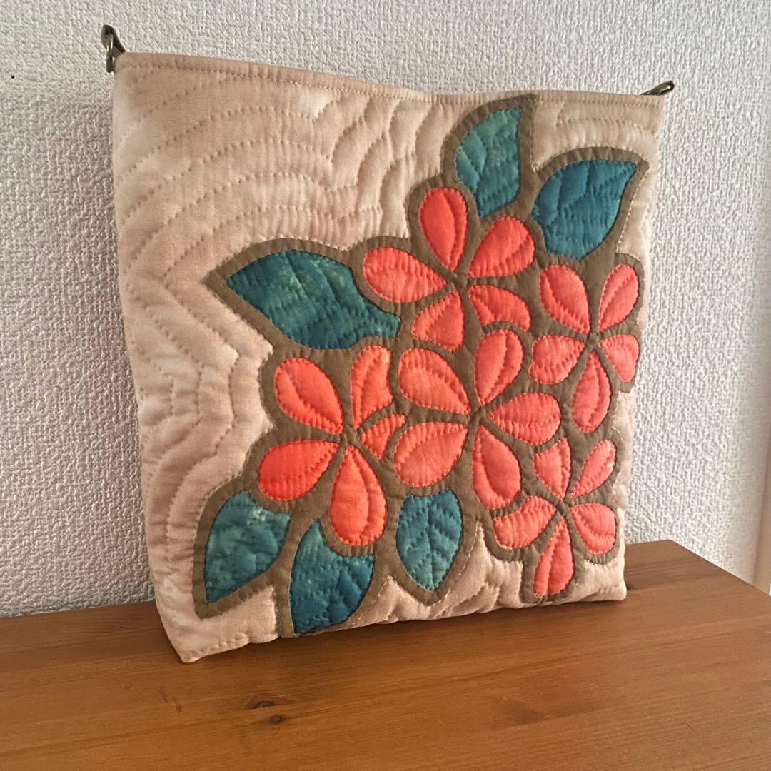 ハワイアンキルト◆ショルダーバッグ◆プルメリア◆ハンドメイド