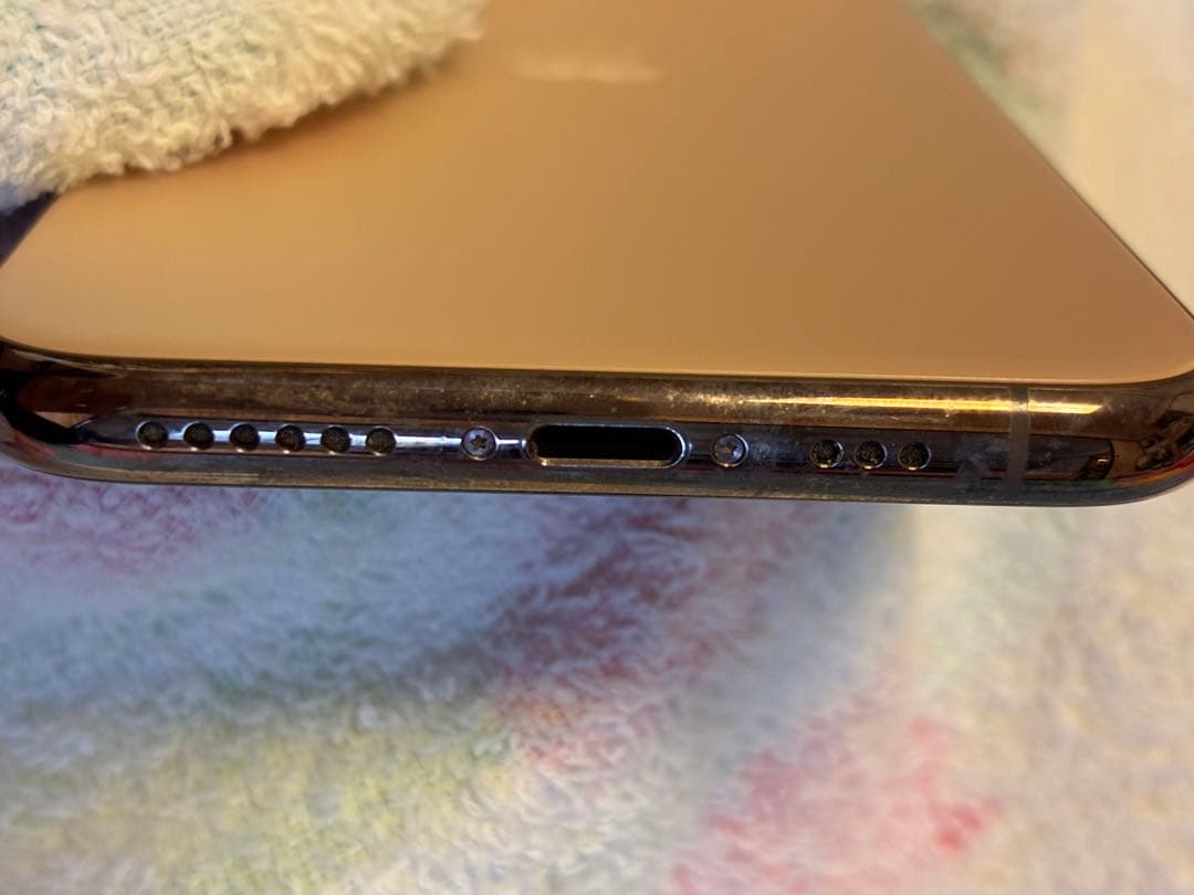 iPhone11 Pro 256GB ゴールド SIMフリー バッテリー82％