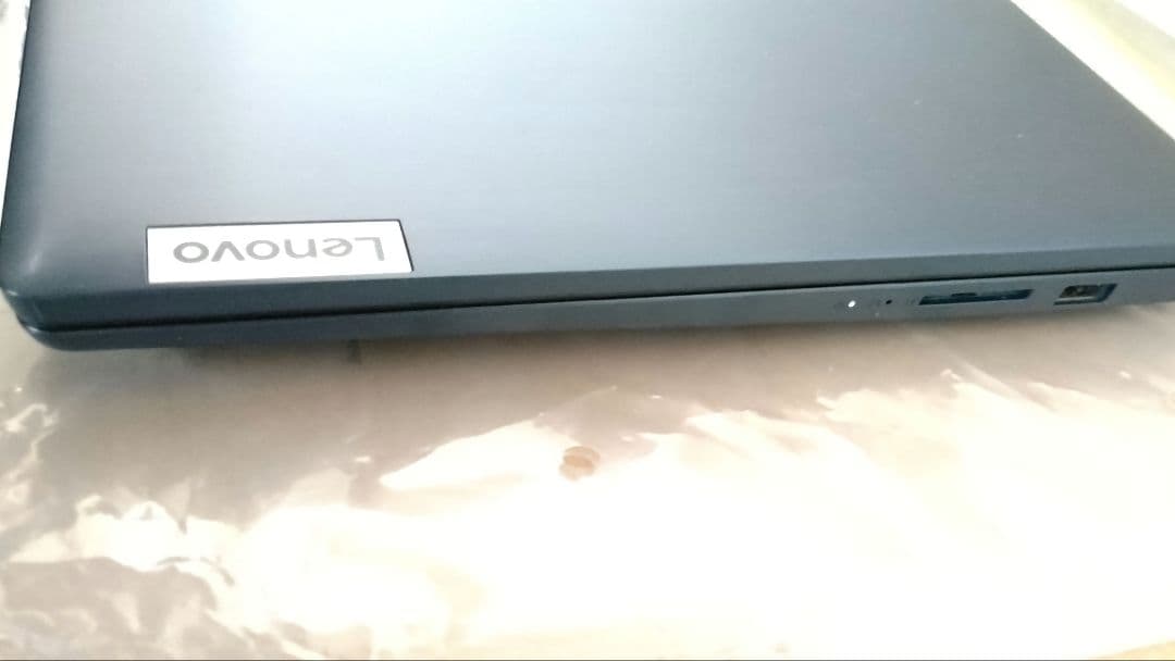 レノボ Lenovo IdeaPad Slim 370i 82RK 美品