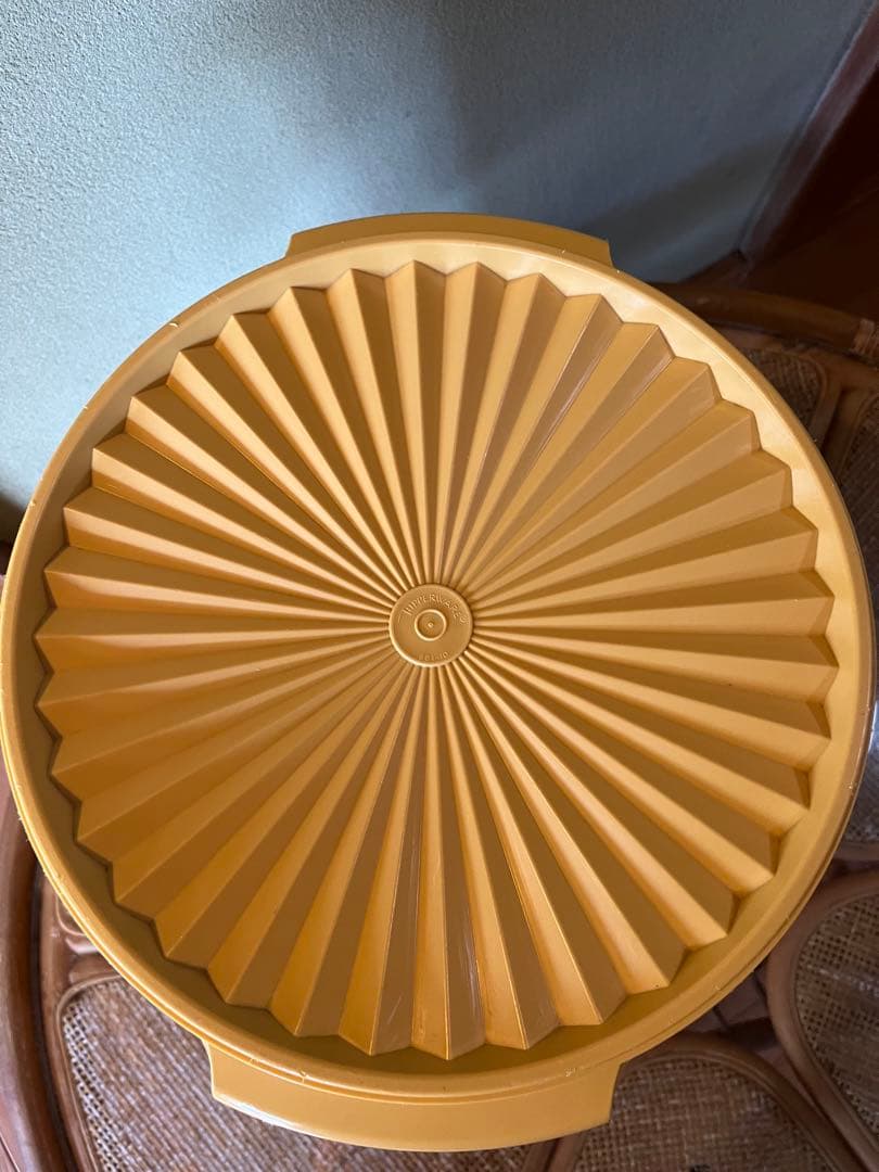 【専用】タッパーウェア マキシクイーンデコレーター イエロー