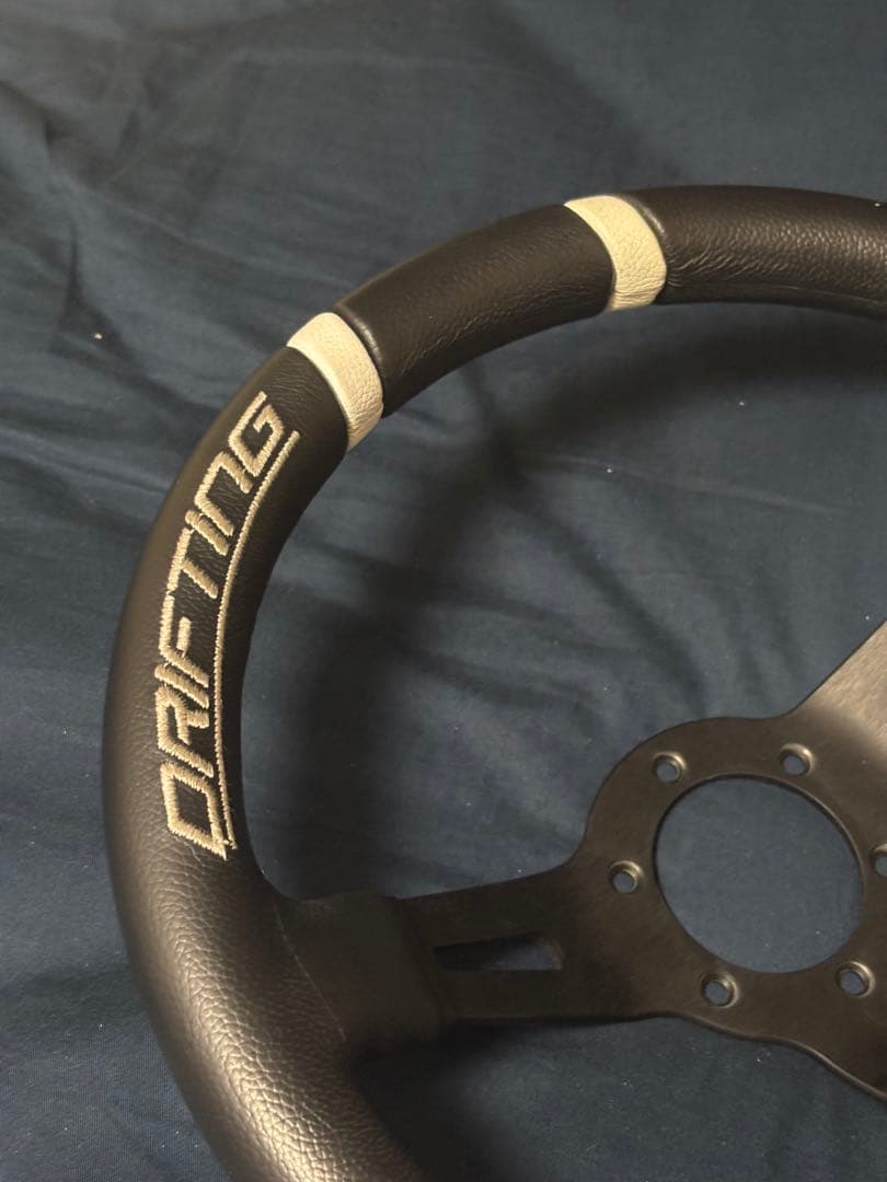 パーツ MOMO DRIFTING 33pi white