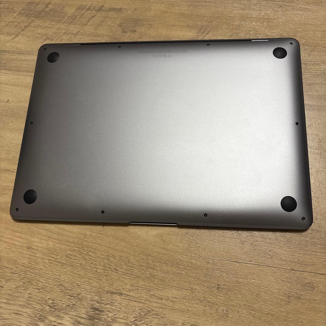 【美品】MacBook Air M1 16GBメモリ / 512GB SSD