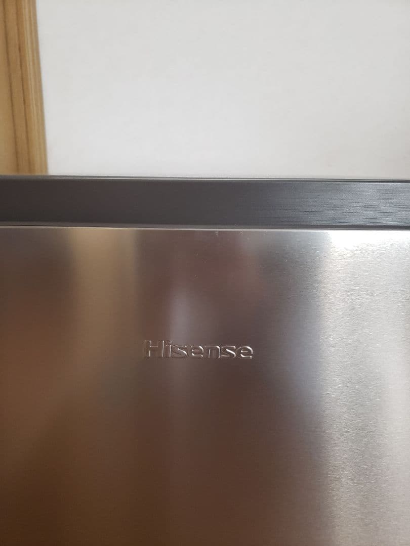 最終価格※Hisense シルバー小型冷蔵庫 ガラス棚付き