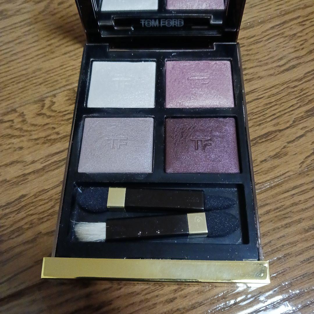 TOM FORD ヴァージンオーキッド プリティベイビー バーニッシュドアンバー