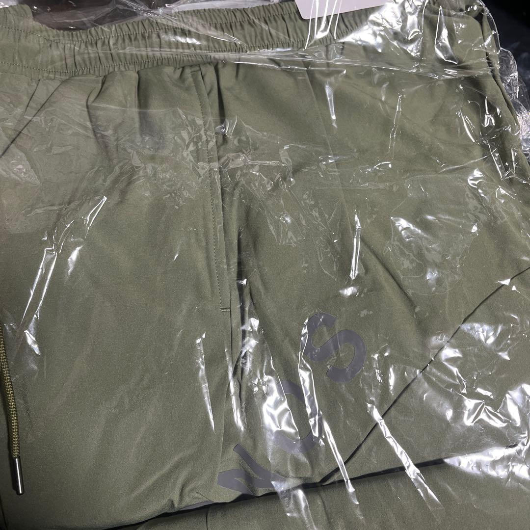 クロノス　CRONOS 中綿ベスト　アウタージャケット　カーゴパンツ　メンズ