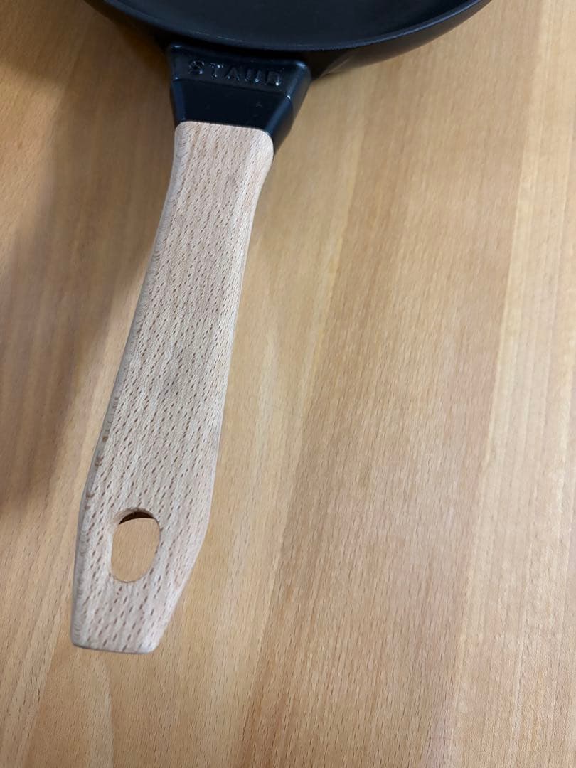 ストウブ　フライパン　24cm