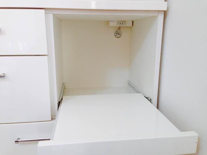 ニトリの食器棚