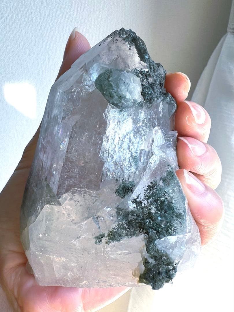 9日まで✨美✨《天空の魔法城》AAAA マニハール水晶 ✨シンデレラの光宿す原石