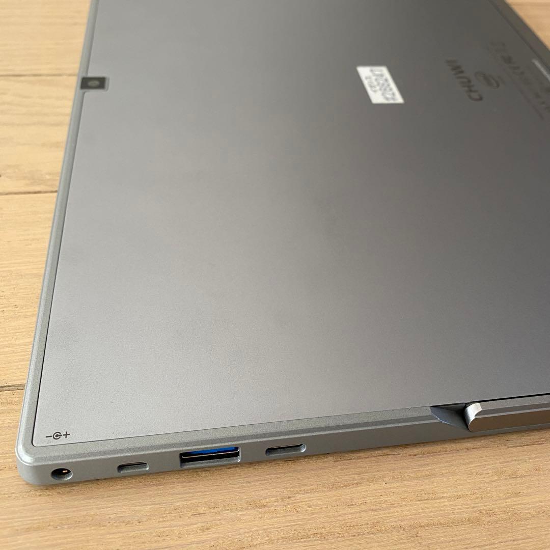 ツーウェイ UBook X Core i5 256GB Win11