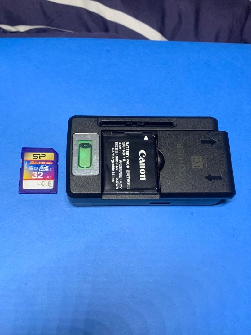 Canon IXY180 デジカメ コンデジ