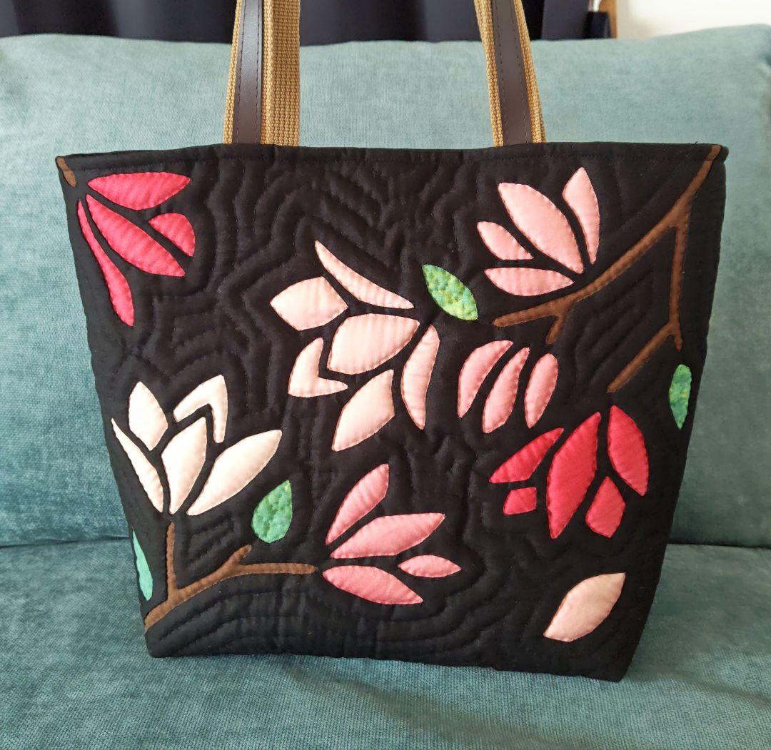 ゆじゆじ！ハンドメイド　ハワイアンキルトバッグ　（木蓮）