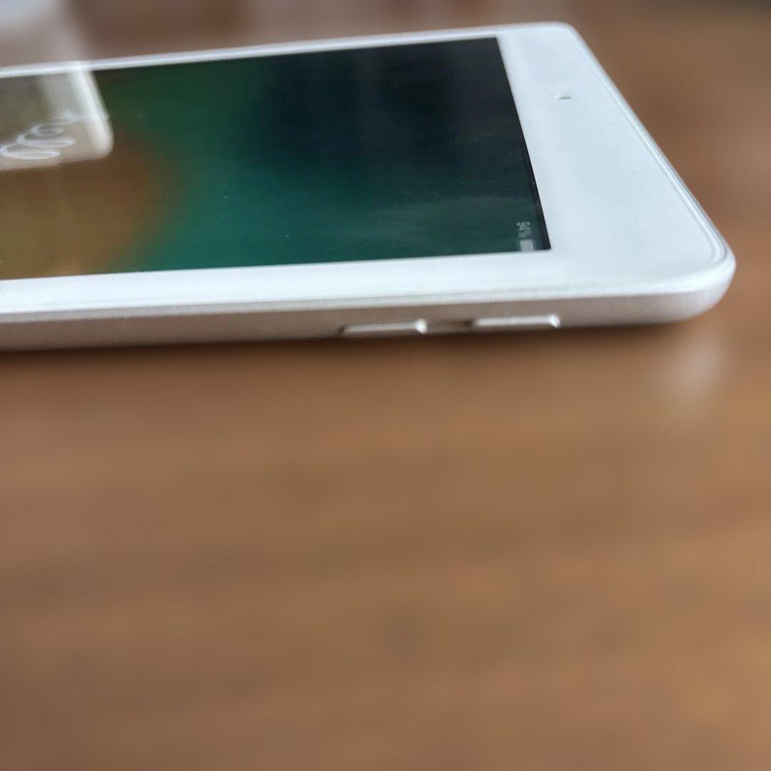 ハ*ム様 iPad 第6世代 32GB Wi-Fiモデル Apple Penci