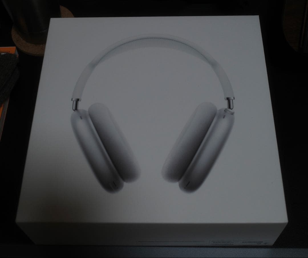 Air Pods Max Silver ヘッドホン 廃盤モデル　箱付き