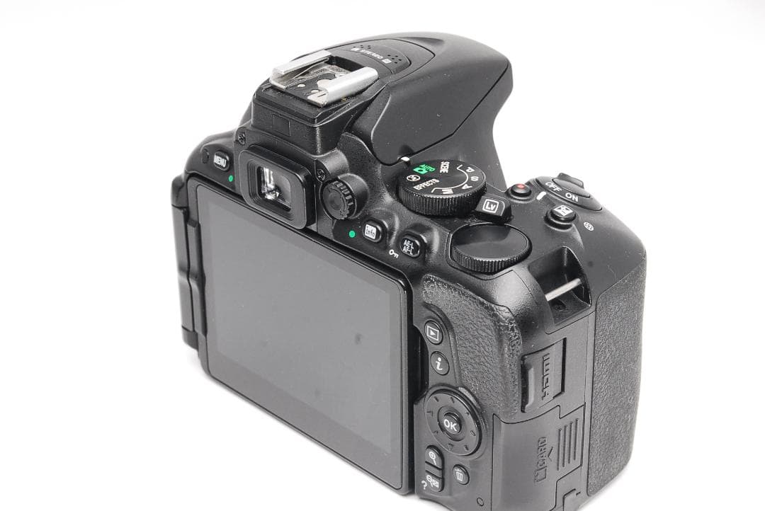 ♥カメラデビューに♥Wi-Fi &自撮り♥ Nikon D5500