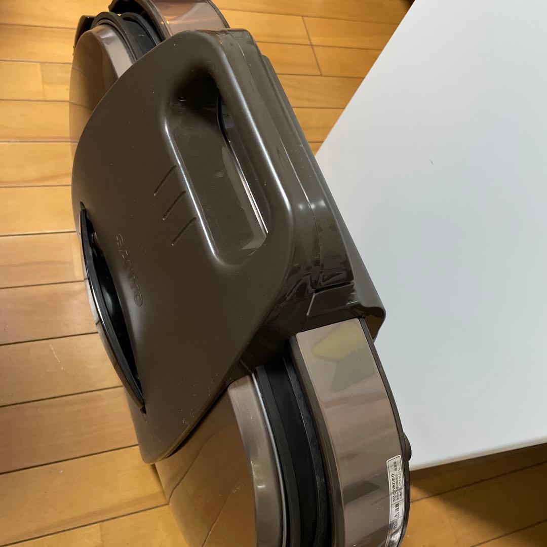 ワイドホットプレート　SANYO　たこ焼き・焼肉・平面・蒸し　HPS-SW4E2