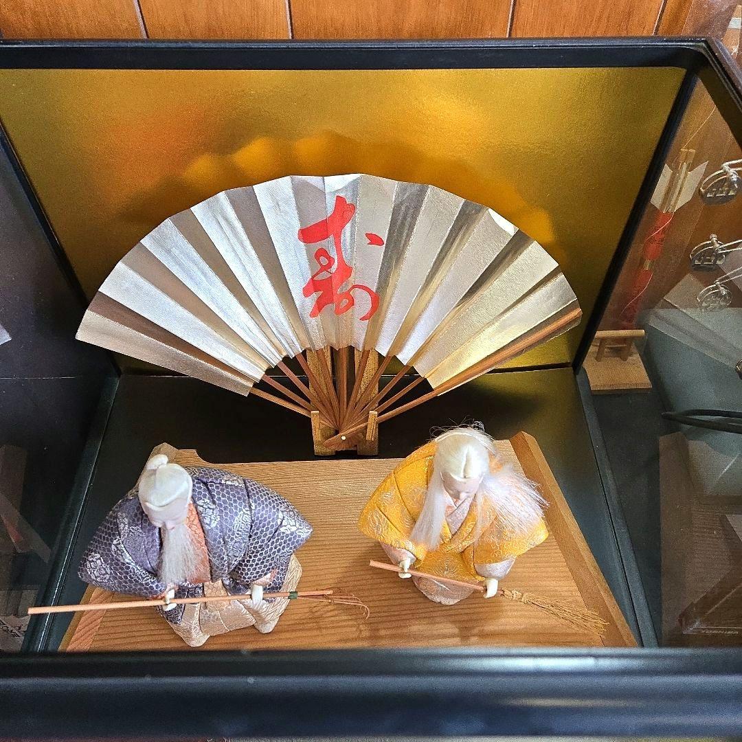 (お値下げです)高砂人形　飾り扇子つき　伝統的日本人形セット　ケース付き