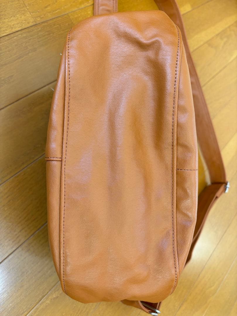 新品同様　廃盤　ポーター　フリースタイル　ショルダーバッグ キャメル　半月型
