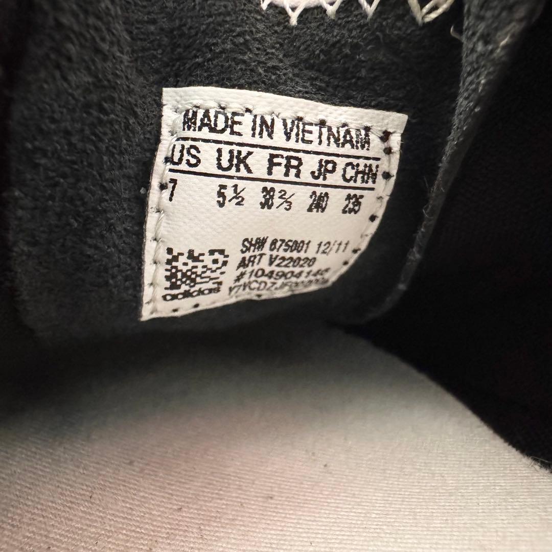 【新品】アディダス オリジナルス スタッズ レザー フラットシューズ 40周年