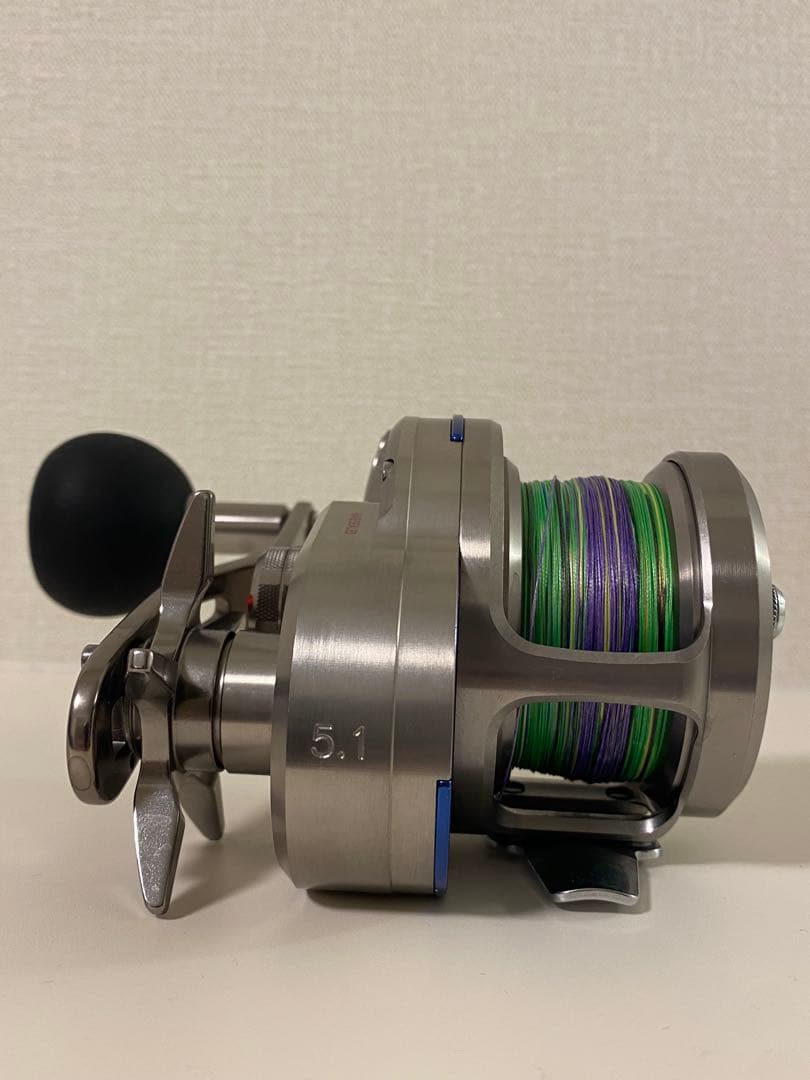 ダイワ　SALTIGA 35N ベイトリール 収納袋付き