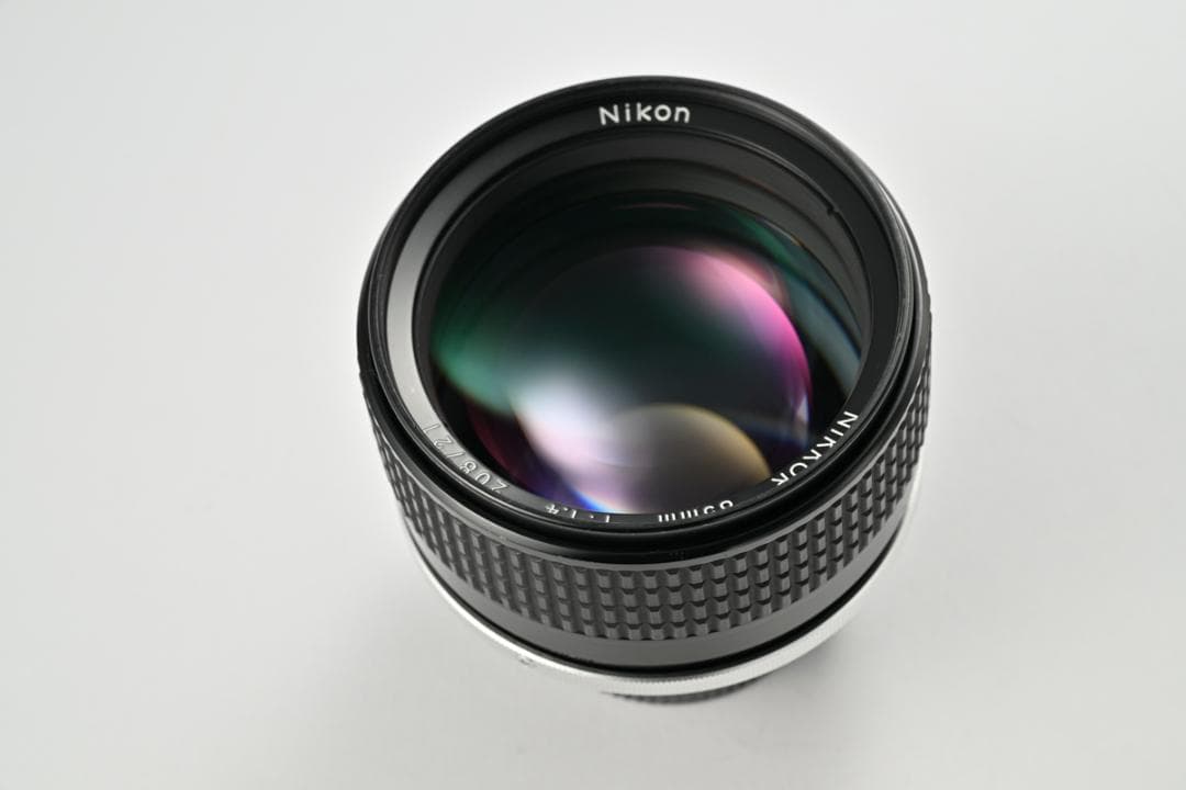 Nikon ニコン Ai-s NIKKOR 85mm F1.4 フード付き