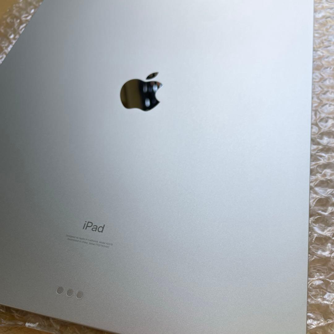 iPad Pro 12.9　第5世代 シルバー 128GB A2378超美品#2