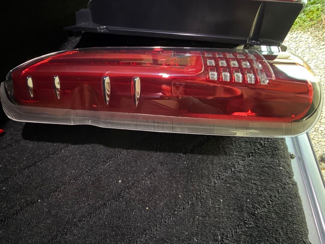 ハイエーステールランプ　FLEXトムスレガンス同タイプ超希少美品　保安基準適合品