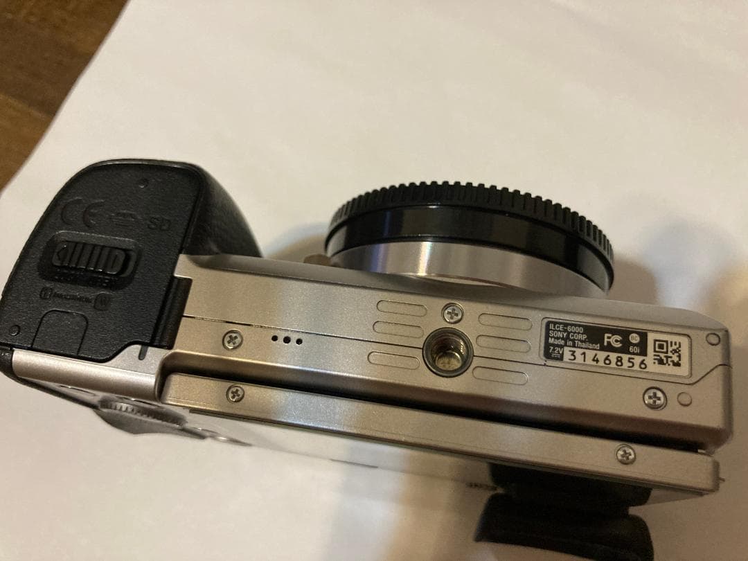 SONY α6000 + SEL30M35 単焦点レンズ + 付属品セット