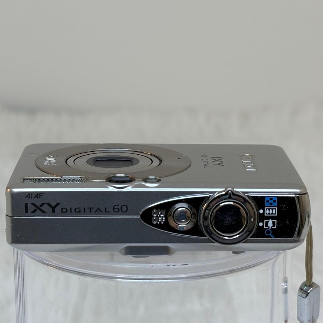 Canon カメラ　IXY 60 PC1158 シルバー　コンデジ　動作品
