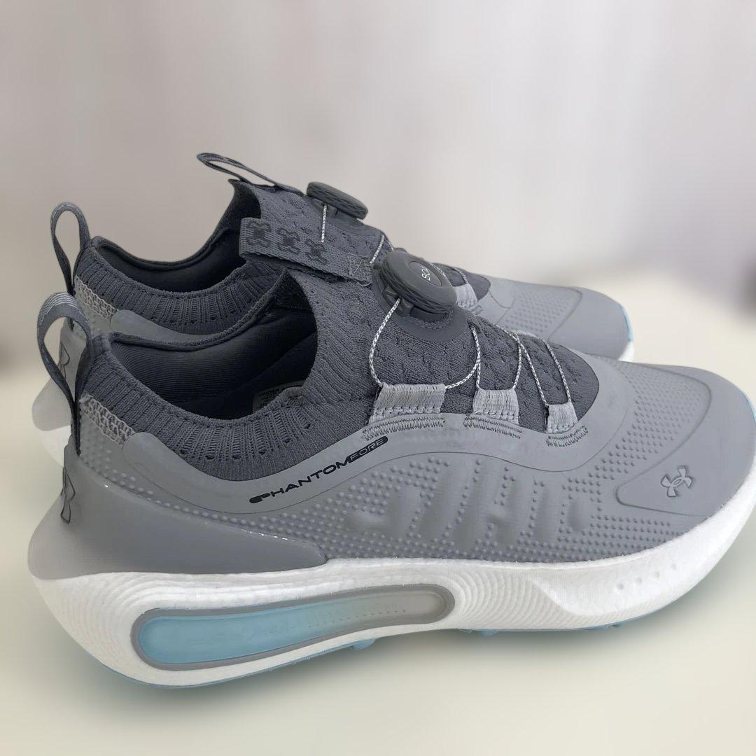 アンダーアーマー　ゴルフシューズ　ファントム フォア ボア スパイクレス