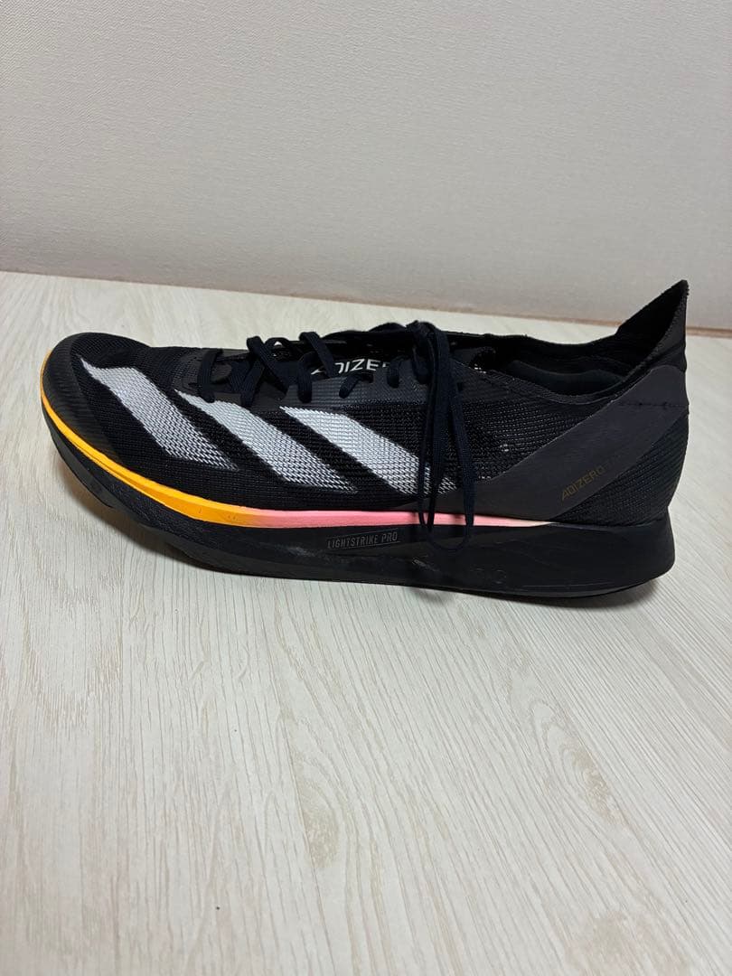 アディダス アディゼロタクミセン10 27.0cm