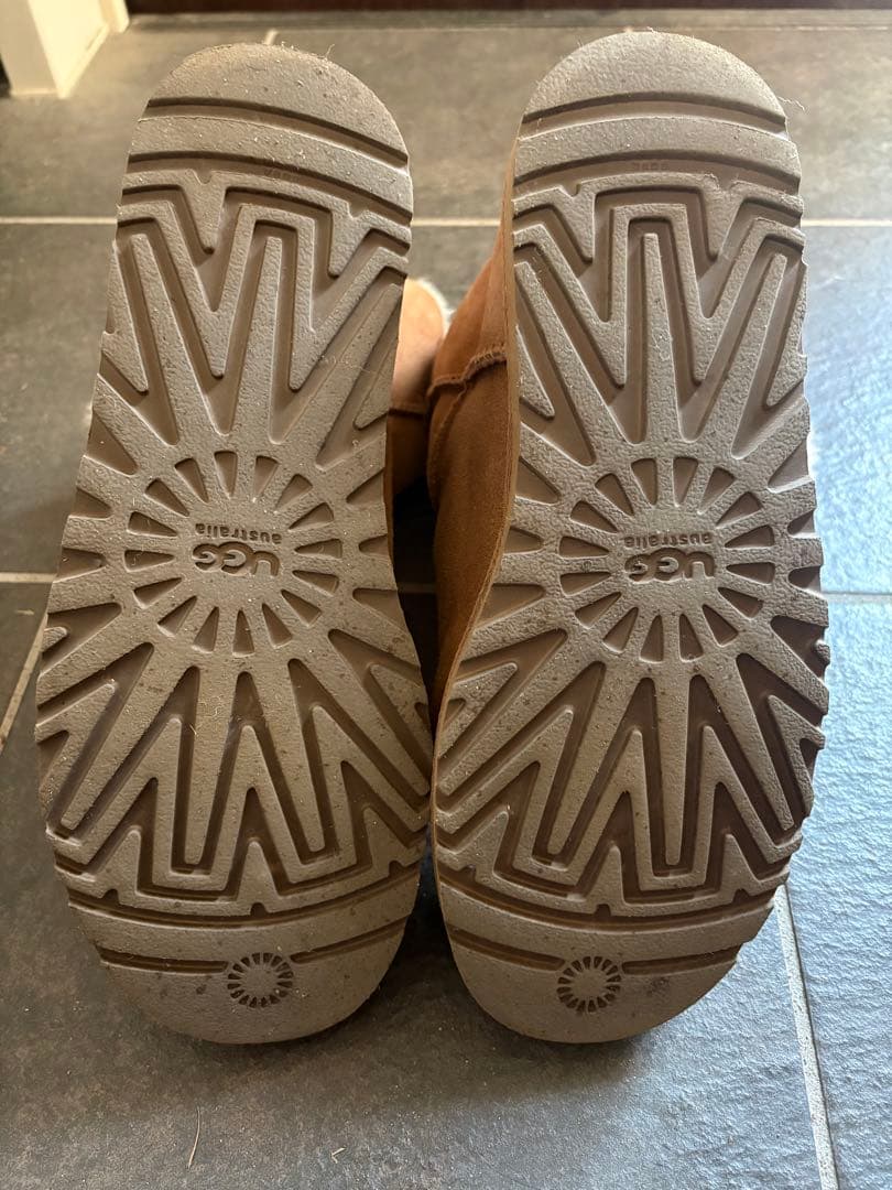 UGGのムートンブーツ　サイズ10