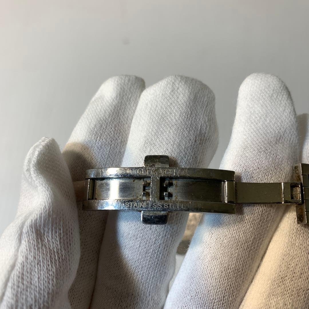 GUCCI ダイヤ腕時計　5500 動作確認済み　M70912-7