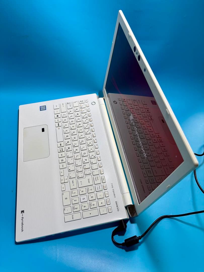 東芝 dynabook AZ65/GW i7-8550U SSD 2TB 32G