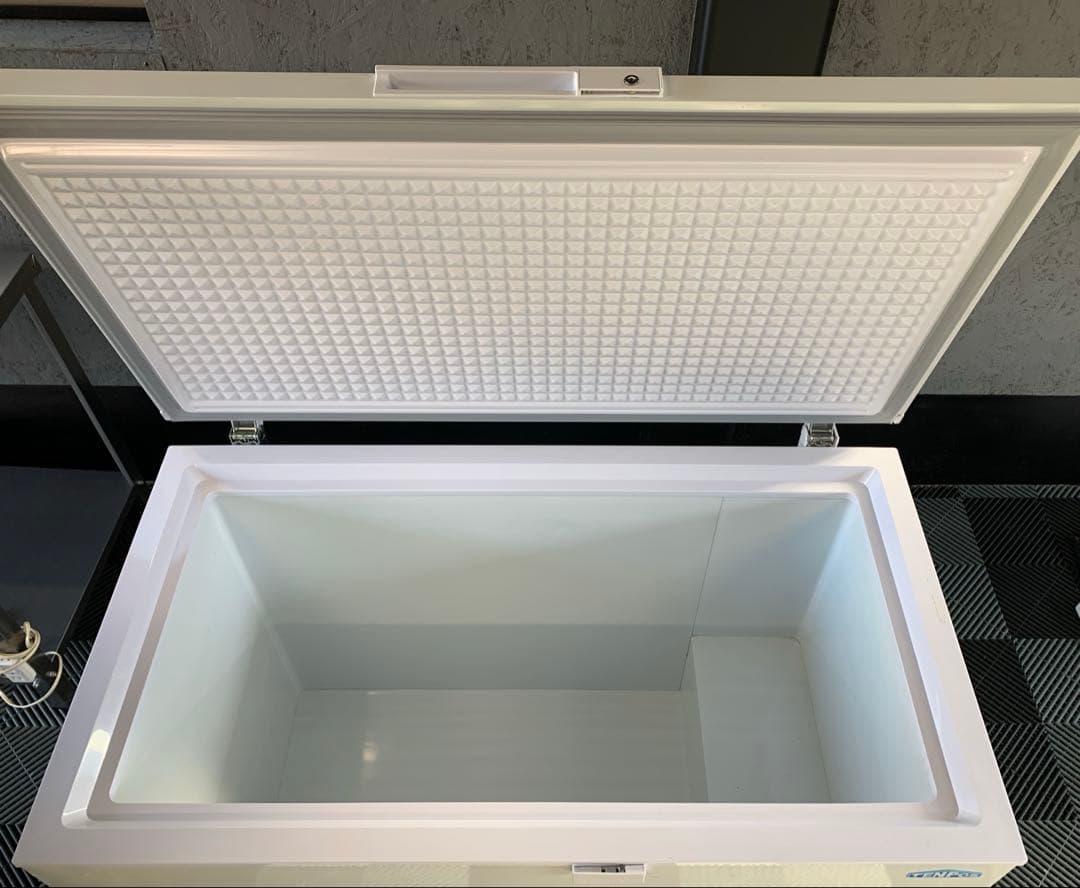 テンポスバスターズ 冷凍庫 冷凍ストッカー282L