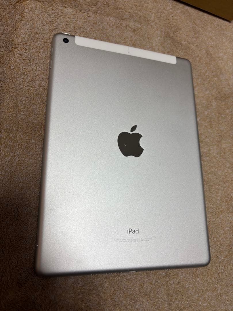 iPad（ 第5世代/2017）Cellular SIMロック解除済み